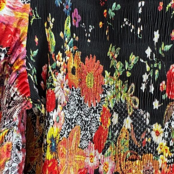 Melissa Paige Floral Multicolor Women's Top Bell Sleeves - Picture 3 of 11